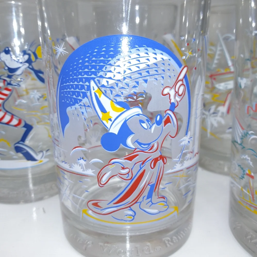 Vintage Walt Disney World Set Of Six Remember the Magic Glasses